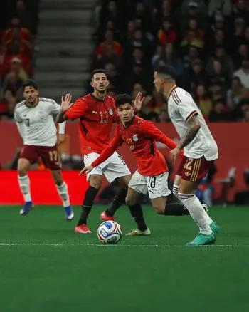 منتخب مصر يتعادل مع إسبانيا في برشلونة وديًا استعدادا لكأس العالم.. صور - 1000508198