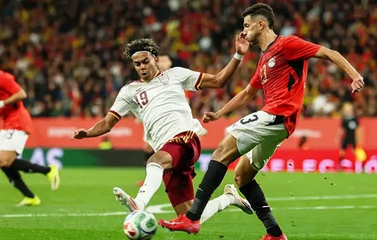 منتخب مصر يتعادل مع إسبانيا في برشلونة وديًا استعدادا لكأس العالم.. صور - 1000508213