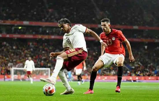منتخب مصر يتعادل مع إسبانيا في برشلونة وديًا استعدادا لكأس العالم.. صور - 1000508214