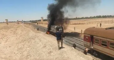 وفاة جميع ركاب سيارة ملاكي في تصادم مع قطار بالسويس.. والسكة الحديد تكشف التفاصيل