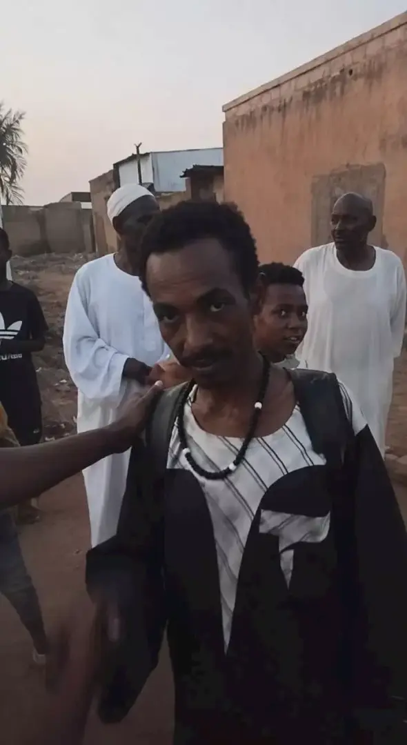 بعد يومين من دفنه.. سوداني يعود حياً ويصدم المشيعين في أم درمان