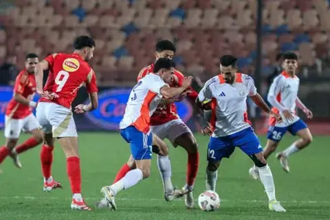 طلائع الجيش يخطف الهدف الثاني أمام الأهلي وتصبح النتيجة (2-1)