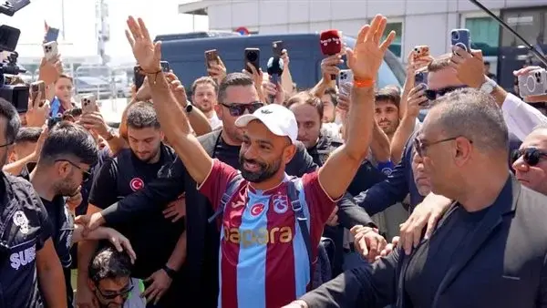 طرابزون سبور ينفي الحجز على مستحقات محمد صلاح المالية