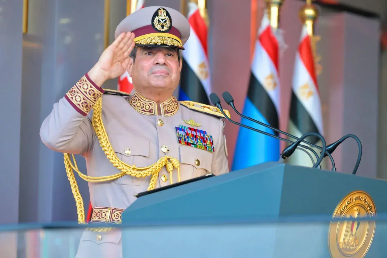 في ذكرى نصر أكتوبر.. السيسي يصدر قرارًا جمهوريًا بالعفو الرئاسي عن بعض المحكوم عليهم