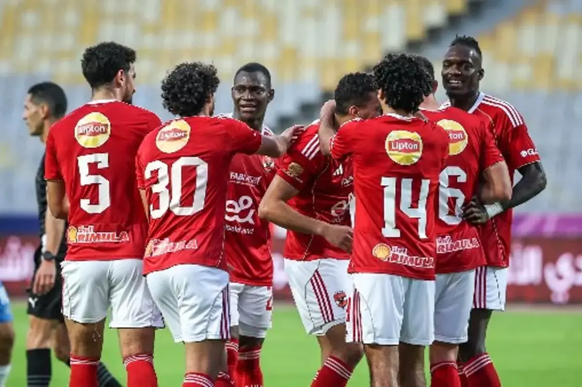 تشكيل الأهلي أمام الزمالك.. ثلاثي هجومي بقيادة سفيان بنجديدة
