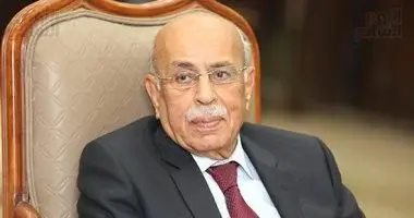 رحيل "حارس الحدود الدبلوماسي".. مصر تودع الدكتور مفيد شهاب مهندس معركة استعادة طابا