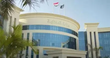 إنهاء خدمة فرد شرطة بعد واقعة تجاوز مع مواطن بمحطة قطارات القاهرة