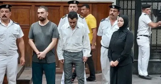 «سجدت لله شكرًا».. تنفيذ حكم الإعدام في قتلة طبيب الساحل ووالدته: ابني هينام مرتاح