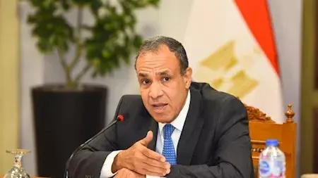 اتصالات مكثفة لوزير الخارجية مع نظرائه في السعودية والبحرين وقطر وباكستان وإيران وتركيا لبحث تهدئة الأوضاع الإقليمية