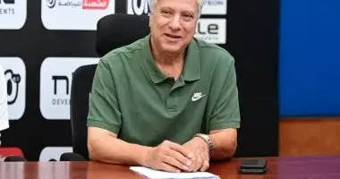 الزمالك يحسم موقفه من الجهاز الإداري.. استمرار عبد الناصر محمد وعدم إجراء أي تغييرات بعد رحيل المدير الرياضي