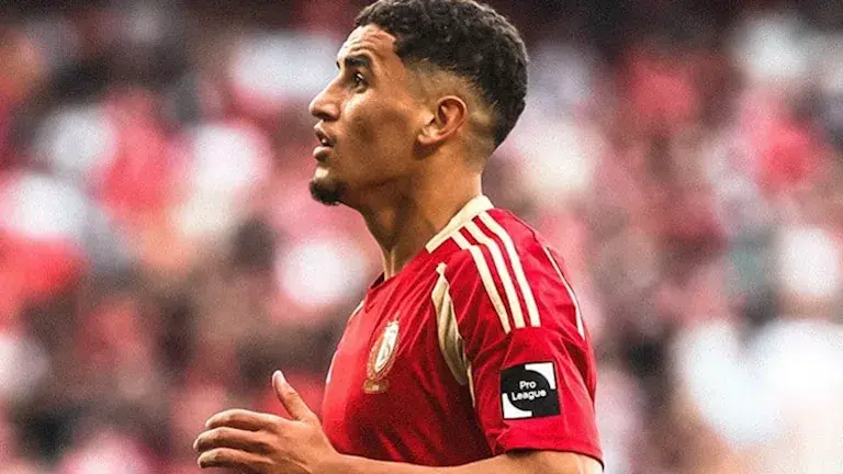 زوجة سفيان بنجديدة تُعطّل إنتقاله للأهلي .. رغم موافقة اللاعب وناديه