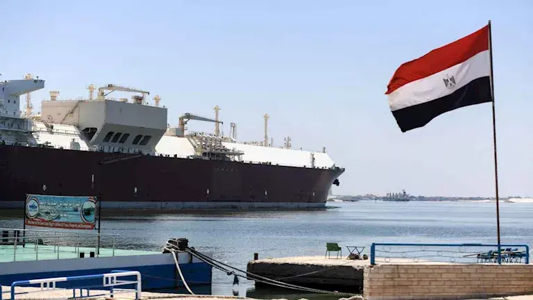 بعد إعادة طرح "المقايضة الكبرى": القصة الكاملة للمقترح الذي هز الوسط الاقتصادي في مصر.. هل تتجاوز الدولة العوائق القانونية والسياسية لتصفير ديونها؟ (3-4)