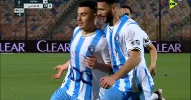 كريم حافظ يتقدم لبيراميدز بالهدف الأول فى مرمى زد
