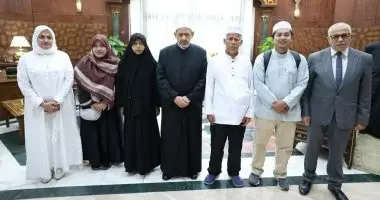 الأزهر يتحمل نفقات أسرة طالب تايلاندي ويؤكد استمرار دعمه الإنساني للطلاب الوافدين