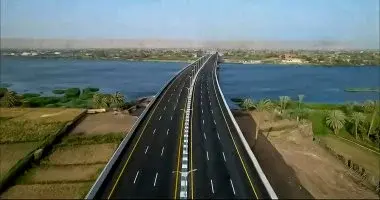 وزارة النقل تنفذ 35 محورًا جديدًا لربط ضفتي النيل وتقليل المسافات