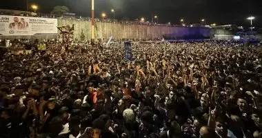 استقبال أسطوري ينتظر محمد صلاح في طرابزون.. آلاف الجماهير تحتشد أمام المطار قبل الإعلان الرسمي
