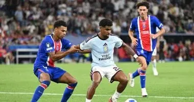 باريس سان جيرمان يتوج بالسوبر الأوروبي بعد الفوز على أستون فيلا