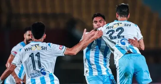 بيراميدز يقلب الطاولة على إنبي ويخطف صدارة الدوري في الدقائق الأخيرة