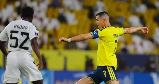 النصر السعودي يتفوق على نيفتشي بثنائية رونالدو وأنجيلو في الشوط الأول بدوري أبطال آسيا