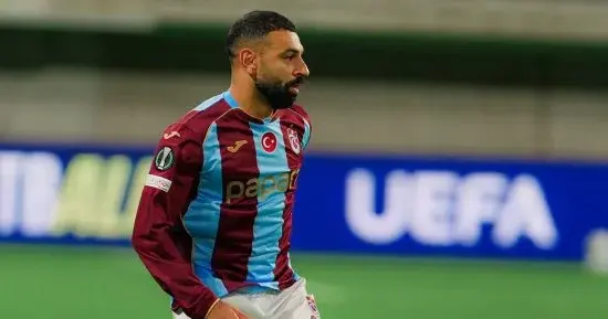 محمد صلاح يكتب التاريخ مع طرابزون سبور بعد هزيمة بشكتاش بثنائية في الدوري التركي