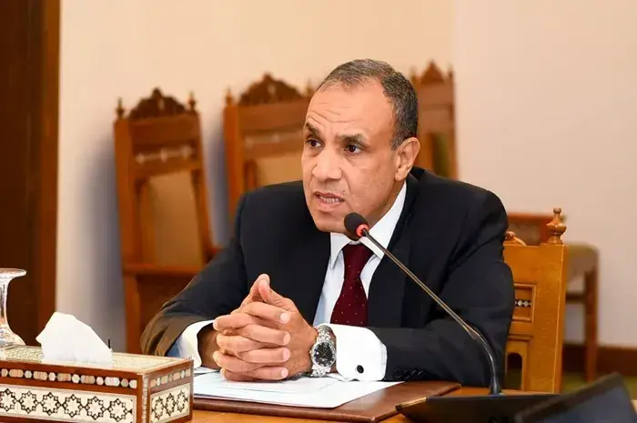 وزير الخارجية يلتقي رئيس مجلس الوزراء ووزير خارجية قطر بالدوحة لتنسيق جهود الوساطة وخفض التصعيد