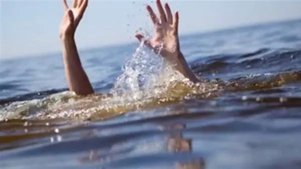 غرق 4 أشخاص بشاطئ إدكو الساحلى بالبحيرة