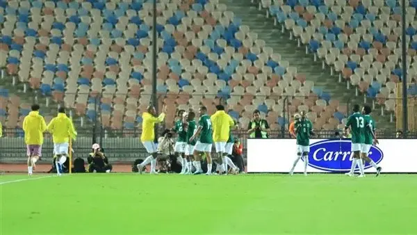 جنوب إفريقيا تتقدم على مصر بهدف بعد خطأ من مصطفى شوبير