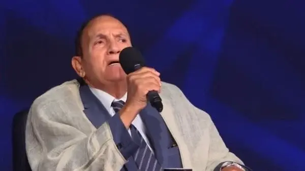 قرار بإيقاف الشيخ أحمد نعينع مؤقتًا لمراجعة أخطاء البث المباشر