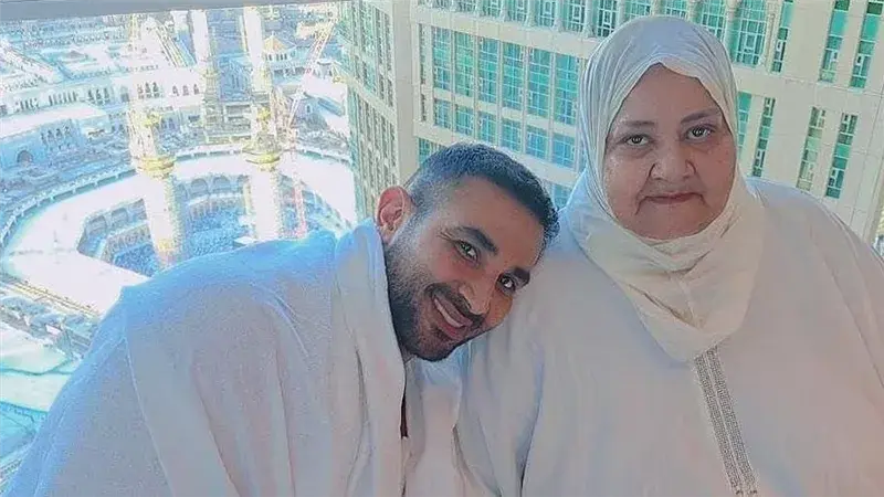 سرقة والدة أحمد سعد.. الشرطة تستعيد المسروقات