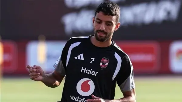 إصابة طاهر محمد طاهر تثير القلق في الأهلي.. تفاصيل الحالة وموعد حسم موقفه