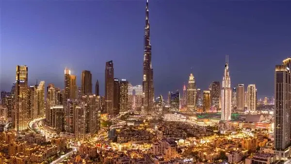 دبي تنفي تقارير سماع انفجارات في وسط المدينة وتدعو للاعتماد على المصادر الرسمية