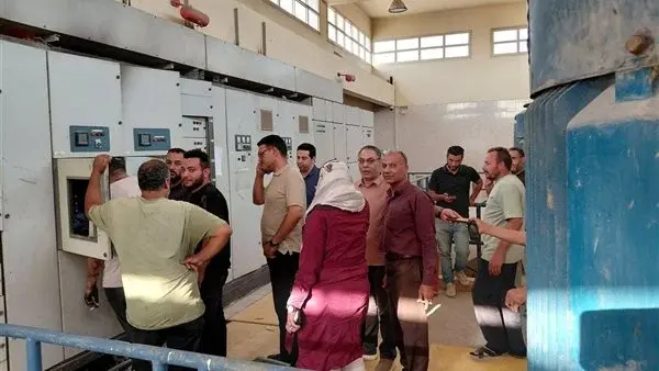 عودة مياه الشرب إلى شبين القناطر بعد إصلاح عطل بمحطة عرب جهينة