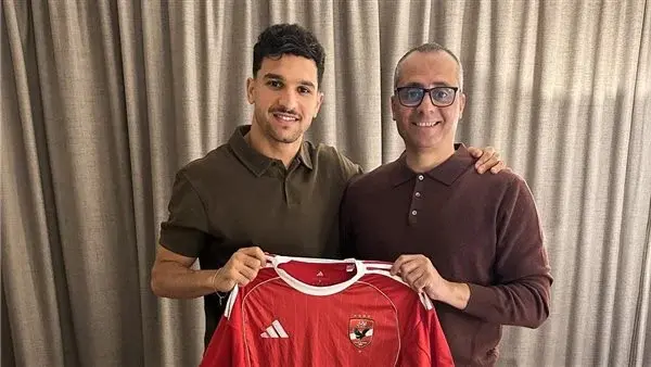 رسميًا.. الأهلي يتعاقد مع الجزائري منصف بقرار