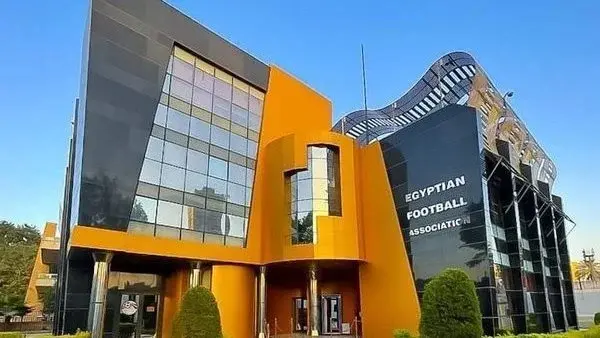 انتهاء أزمة نفاد نسخ عقود اللاعبين الجديدة باتحاد الكرة