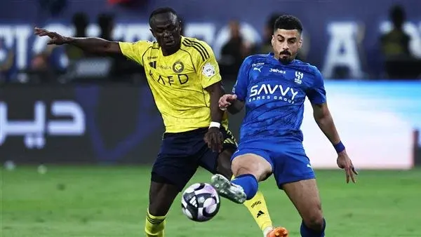 تعادل قاتل يؤخر حسم اللقب.. الهلال يخطف نقطة مثيرة من النصر بالدوري السعودي