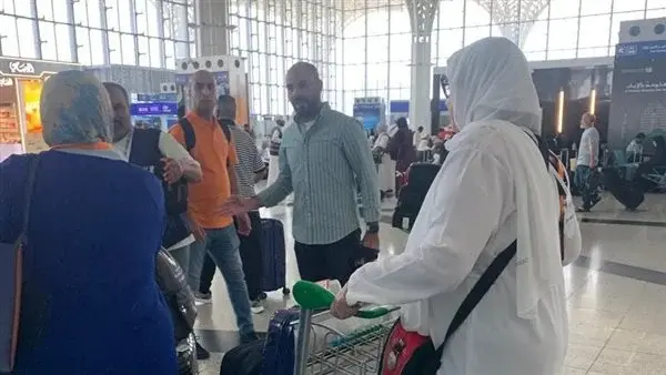 وصول آخر أفواج حجاج السياحة المصريين إلى الأراضي المقدسة