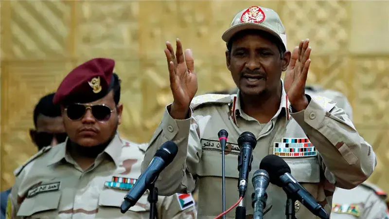 «الخيول الحديدية» تستهدف مقر حميدتي في نيالا ومصيره لا يزال غامضًا