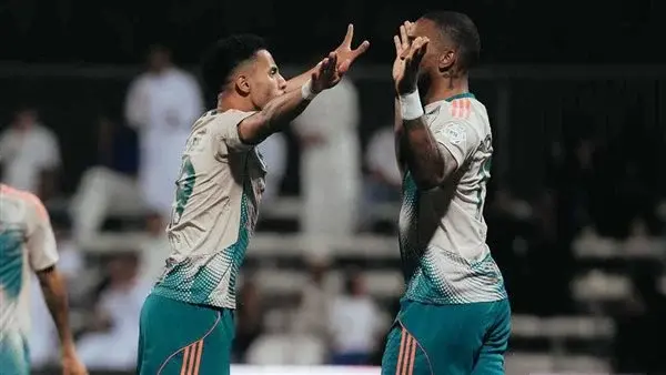الأهلي السعودي يصطدم بفولهام وديًا الليلة.. الموعد وطرق مشاهدة المباراة