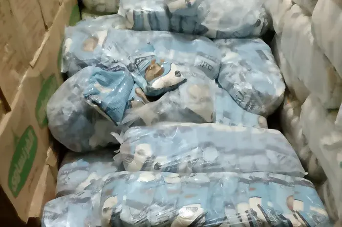 ضبط 640 كيلو دقيق فاخر منتهي الصلاحية داخل مخزن للسلع الغذائية بالإسكندرية