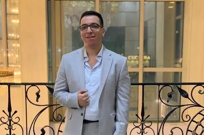 وفاة شاب داخل غرفة العمليات ببني سويف.. والده: دخل المستشفى لإزالة ورم صغير وخرج جثمانًا