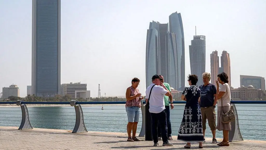 الإمارات تسعى لطمأنة الرأي العام بعد التهديدات الإيرانية