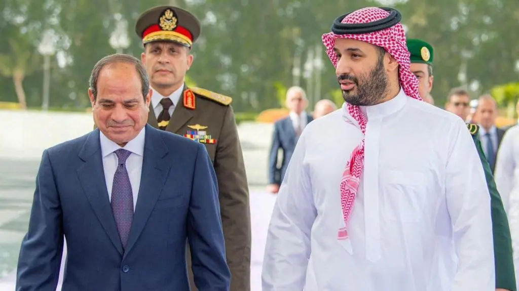 تصاعد هجمات إيران يثير توتراً خليجياً وتساؤلات حول دور "الأشقاء"