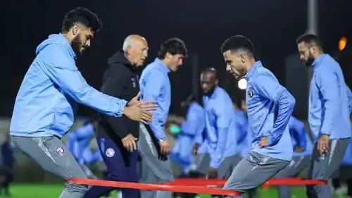 بيراميدز يبدأ مفاوضاته لضم صفقة كبرى في الهجوم