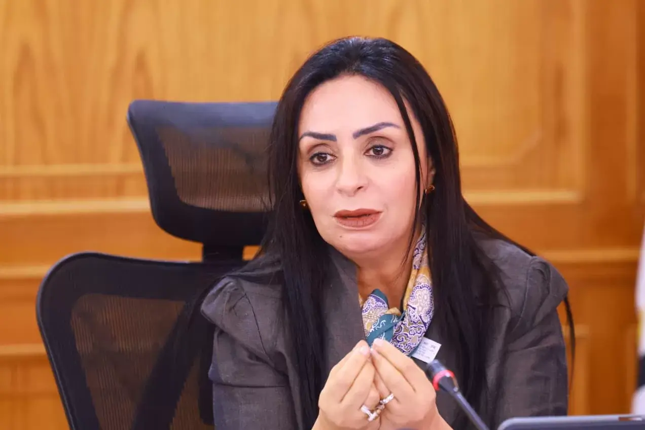 وزيرة التضامن الاجتماعي توجه بصرف مساعدات مالية لأسر ضحايا حادث حريق مصنع بالزاوية الحمراء