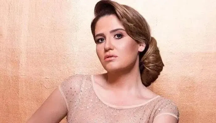 إطلالة جديدة لـ هنا شيحة بدون الشعر الأشقر