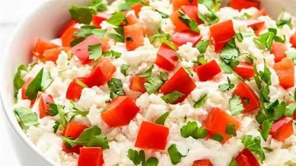 طريقة عمل سلطة الجبنة القريش