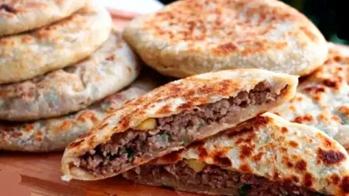 طريقة عمل الحواوشي في المنزل.. وصفة سهلة بخطوات بسيطة