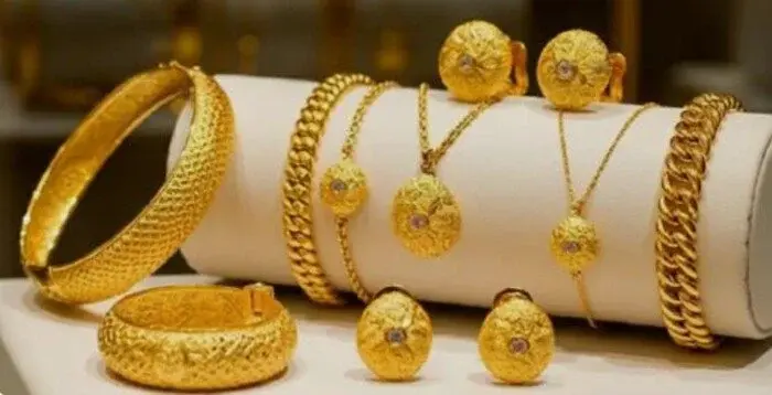عيار 21 يخسر 25.. سعر الذهب اليوم الاثنين 15 يونيو 2026