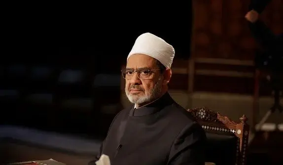 شيخ الأزهر يستنكر الاعتداء على سيادة الدول العربية