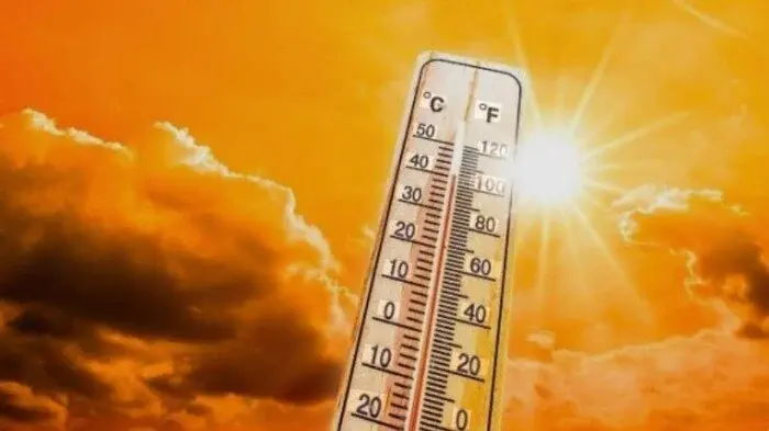 الطقس غدًا.. 42 درجة في أسوان وتحذير من اضطراب البحر